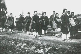 Cái khó ló cái xấu 