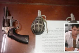 Toan ‘‘dở ” bị bại lộ vì những sở thích ngông cuồng