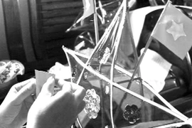 Người giữ lại “hồn” Trung thu cổ