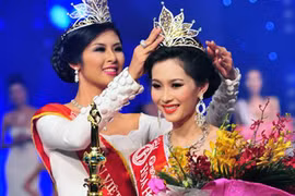 “Hoa hậu Việt Nam 2012”: Dư âm và những lời đồn đoán