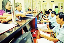 Hải quan điện tử: Doanh nghiệp “tố” đường truyền hay nghẽn