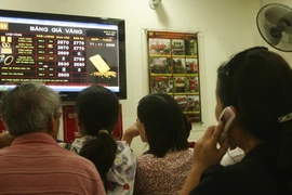 Băn khoăn giữ vàng miếng 