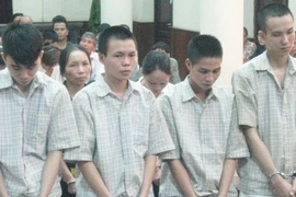 Án phạt thích đáng cho ổ nhóm buôn người 