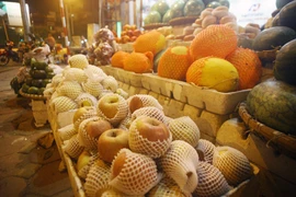 Kinh hoàng táo đỏ “tẩm độc”