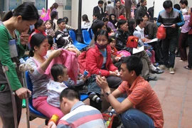 Nhìn thẳng vào những vấn đề bức xúc: Hỏi “nóng” trả lời “nguội”