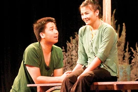 Các vở kịch “nói không với tiền tỷ”