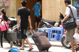 Tân sinh viên và nỗi ám ảnh đầu năm học 