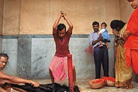 Những cuộc sinh tế bằng mạng người 