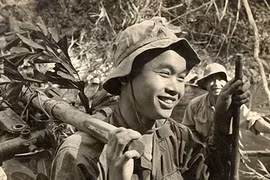 Người khai sinh chiếc gậy Trường Sơn 