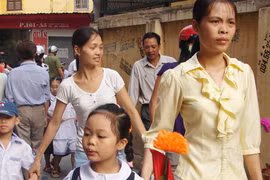 Tiền trường “xé” nhỏ vẫn to 