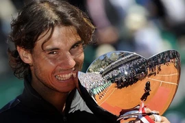 Nadal khuất phục Djokovic 