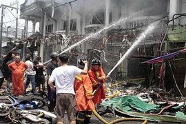 Đánh bom hàng loạt tại miền Nam Thái Lan 