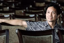 Thong dong dưới “bầu trời không mái che”