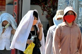 Nóng mặt, nóng trong người