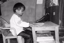 Giấc mơ của cậu học sinh lớp 10 chỉ cao 98 cm