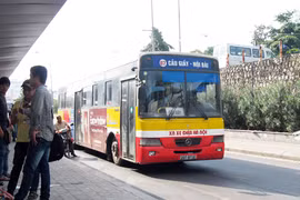 Đề xuất tăng thuế phí phương tiện 