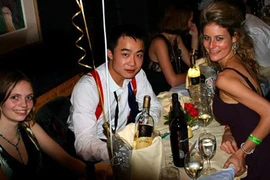 “Dân chơi” Bạc Qua Qua