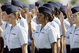 Không quân Mỹ điều tra bê bối lạm dụng tình dục 