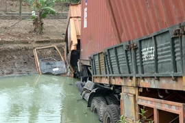 Ngủ gật khi lái xe ban đêm: Hiểm nguy rình rập