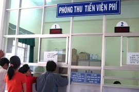Tiền mất tật mang 