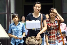 Nghi vấn lộ đề thi môn Toán trên Facebook