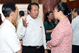 Liên tục thất hứa, sẽ xem xét tín nhiệm 