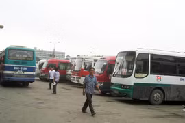 Đụng độ ngầm trong giới “cò” xe