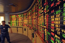 Năm đầy thách thức với châu Á