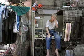 Ngột ngạt cảnh sống trong ‘‘lồng” sắt của người nghèo