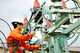 Giá điện tăng 5% từ ngày 1-7 