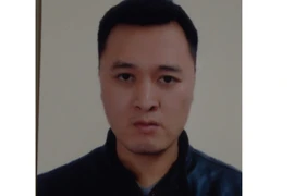 Dùng súng “xử lý” chủ nợ 