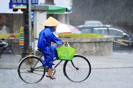 “Đặc sản” mưa Huế