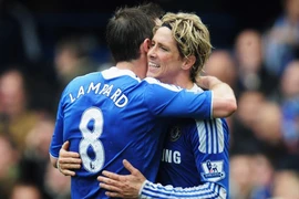 Vào hang hùm bắt cọp