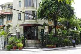 Hàng xóm e dè "bầu" Kiên - ông “trùm” phát ngôn gây sốc