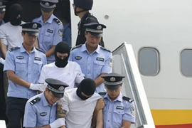 Dẫn giải 37 tội phạm người Trung Quốc từ Angola 