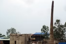 Ngộ độc ở làng tái chế chì