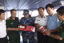 Thêm hình ảnh về việc trục vớt hộp đen và thi thể thành viên CASA-212