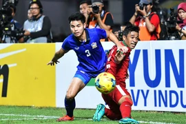 Lật ngược thế cờ, đội tuyển Thái Lan vô địch AFF Cup 2016