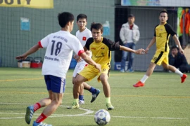 Đội Báo ANTĐ gặp đội Điện tử điện lạnh Hà Nội tại chung kết