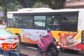 Đề xuất khôi phục 100% công suất xe buýt từ ngày 8-2