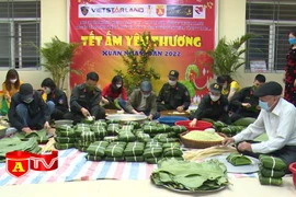 Tết ấm áp đến với những gia đình chính sách, hộ nghèo 