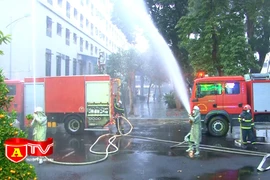 Diễn tập phương án chữa cháy tại Bệnh viện Hữu nghị Việt Xô