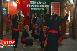 Điệu Tơm mùa xuân