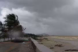 Nam Trung bộ và Nam bộ mưa lớn diện rộng, lũ tiếp tục lên