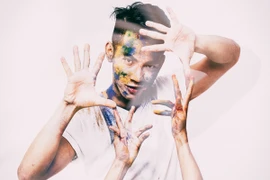 Mai Quốc Việt khoe vẻ nam tính trong bộ ảnh mới