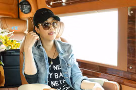 Thu Phương về nước tham gia liveshow của Sơn Tùng M-TP