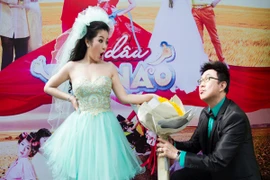 Nghệ sĩ hài Thuý Nga bất ngờ được cầu hôn