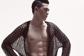 "Chàng thơ" của NTK Đỗ Mạnh Cường - Lê Xuân Tiền vẫn mạnh mẽ trong trang phục phi giới tính