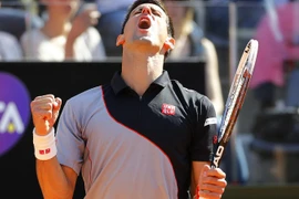 Novak Djokovic "chết hụt" trước Milos Raonic