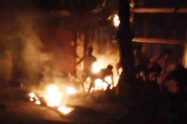 Truy tìm kẻ bịt mặt dùng xăng thiêu sống người mẹ đơn thân